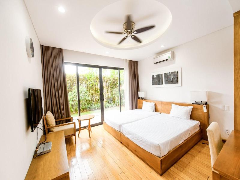Danang Ocean Beach Villa image