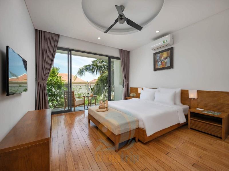 Danang Ocean Beach Villa image