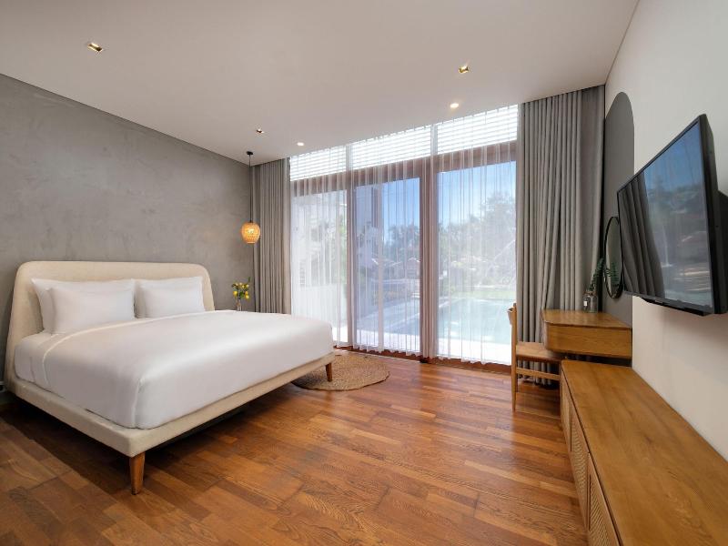 Danang Ocean Beach Villa image