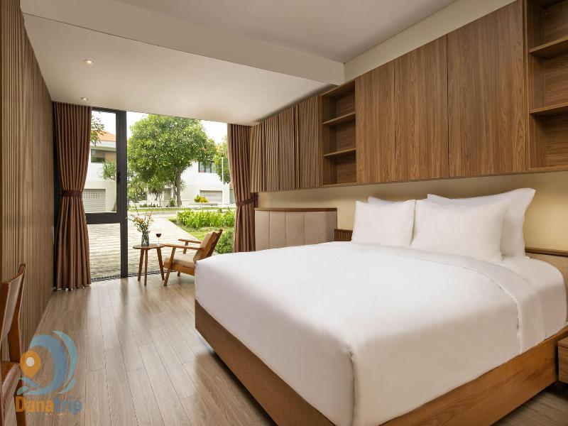 Danang Ocean Beach Villa image