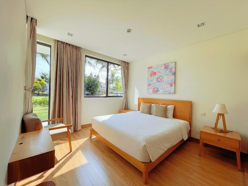 Danang Ocean Beach Villa image