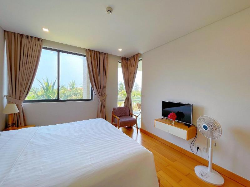 Danang Ocean Beach Villa image