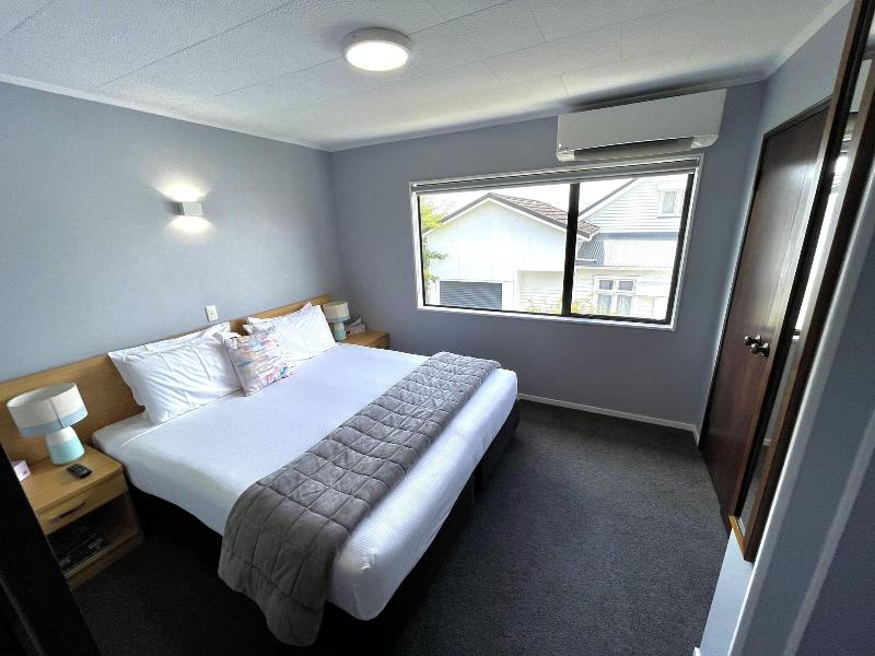 Hacienda Motor Lodge image