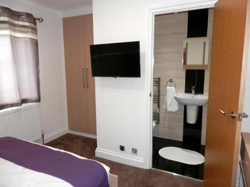 Heathrow Travellers Hub image