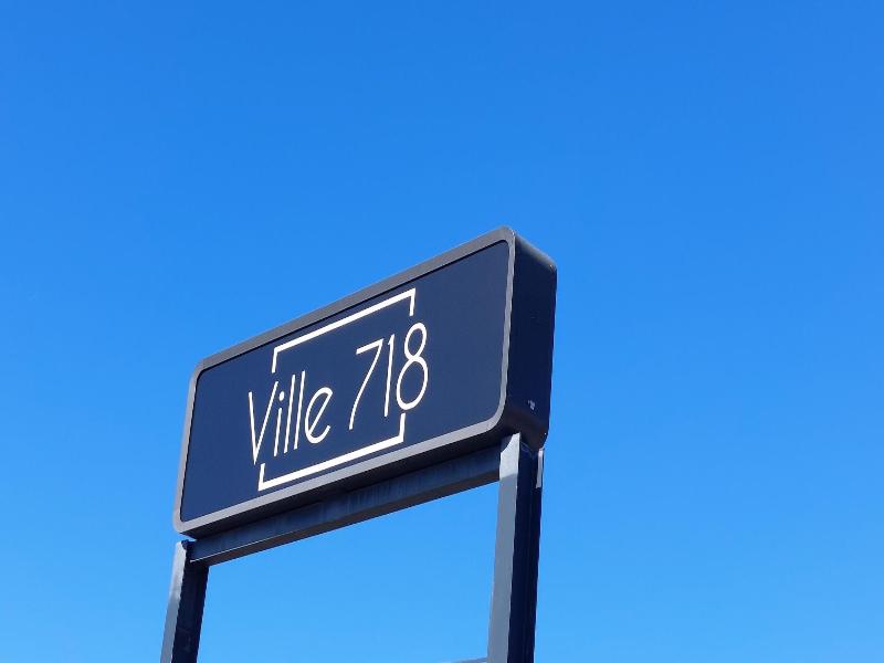 Ville 718 — general view