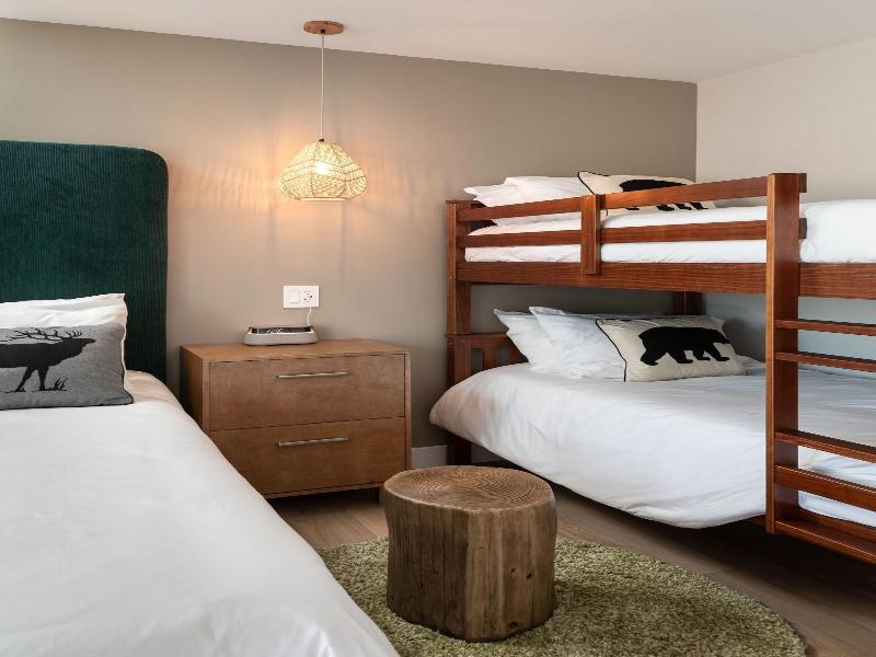 California Inn image