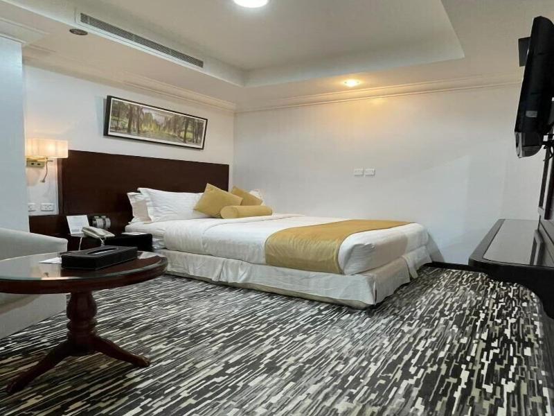 Carawan Alkhaleej Hotel image