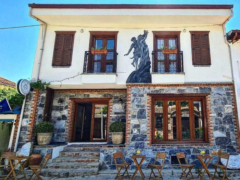 In Ephesus Otel And Art Galery image