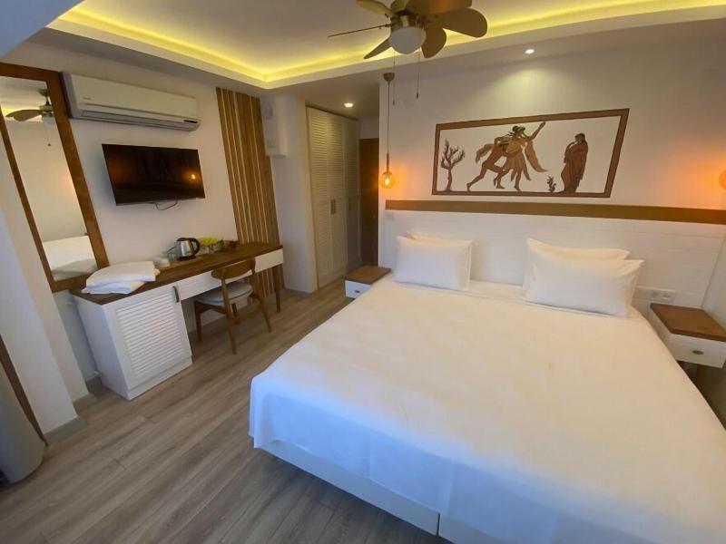In Ephesus Otel And Art Galery image