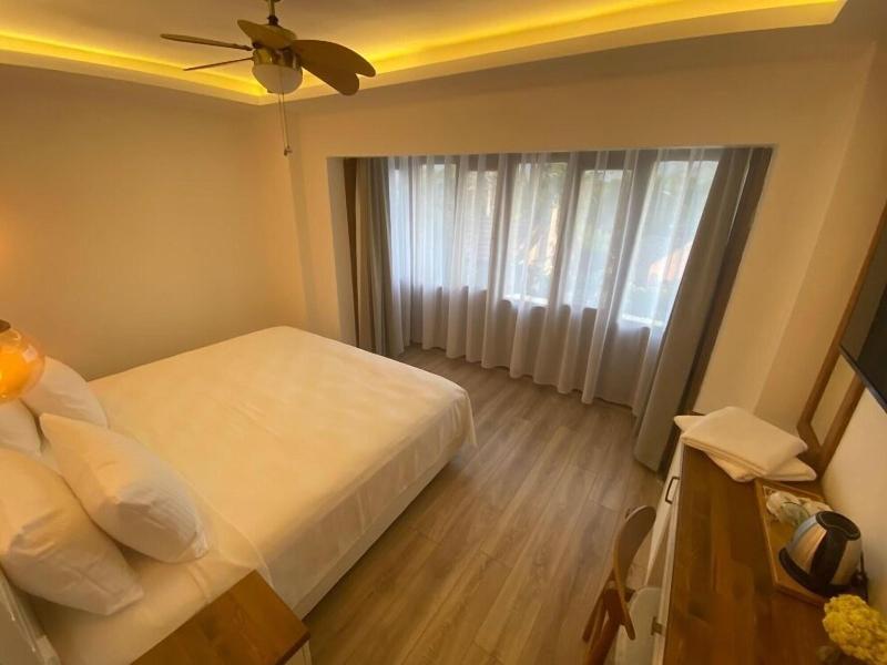 In Ephesus Otel And Art Galery image