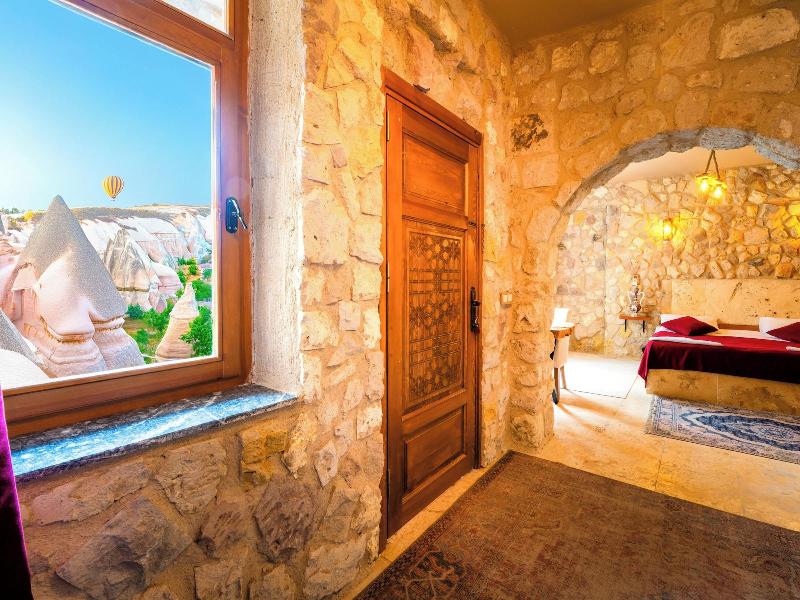 Ala Stone House image