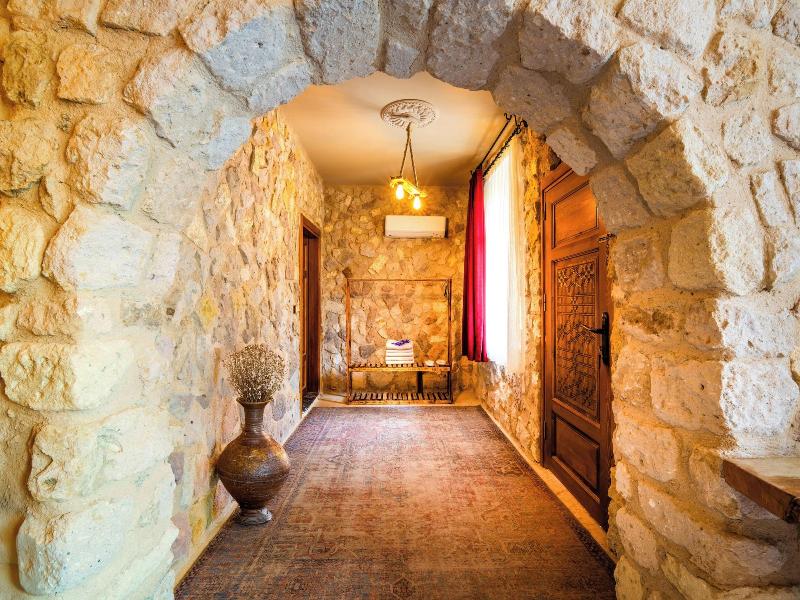 Ala Stone House image