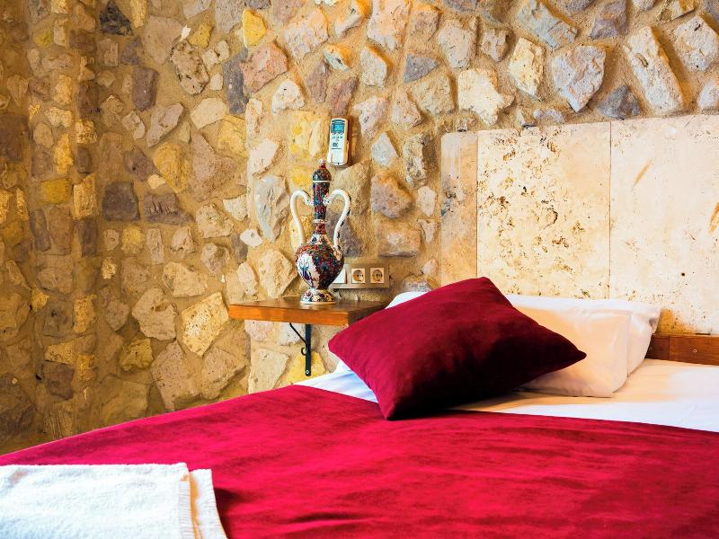 Ala Stone House image