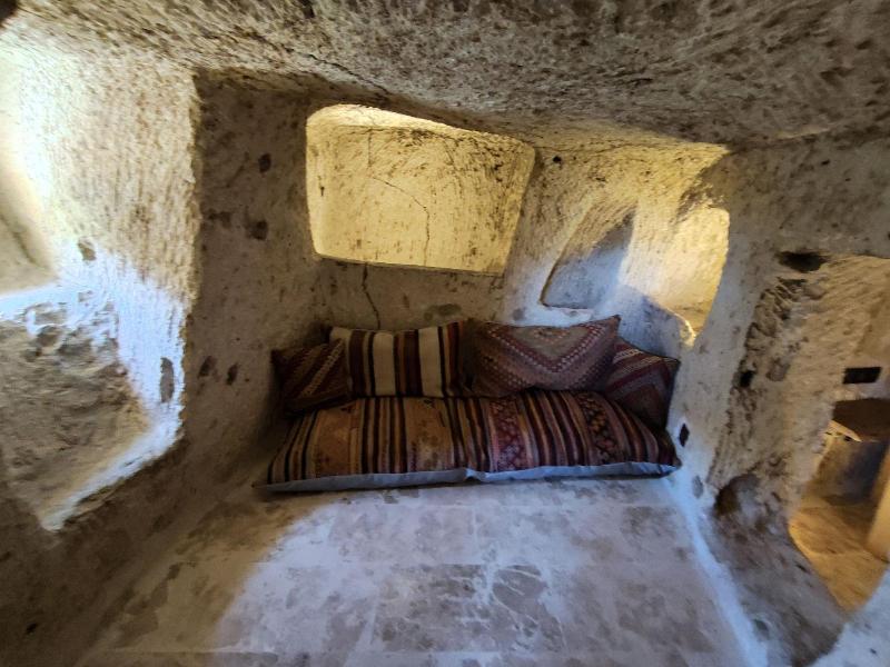 Peruna Cave image