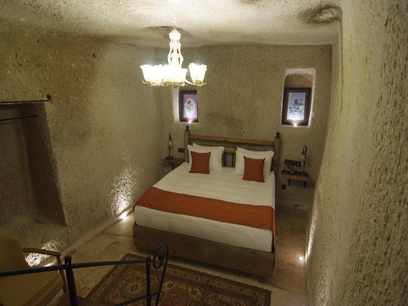 Peruna Cave image