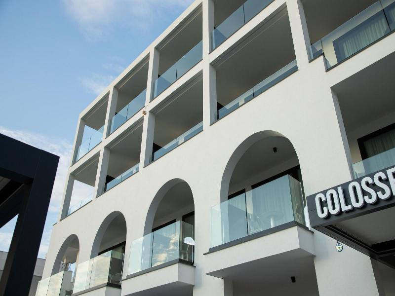 Hotel Colosseum image