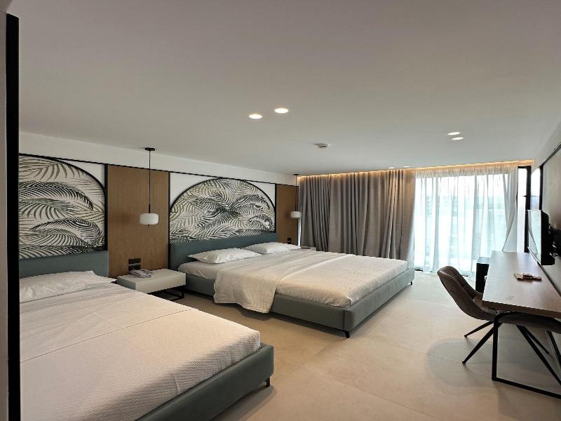 Hotel Colosseum image
