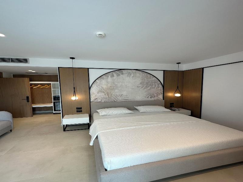Hotel Colosseum image