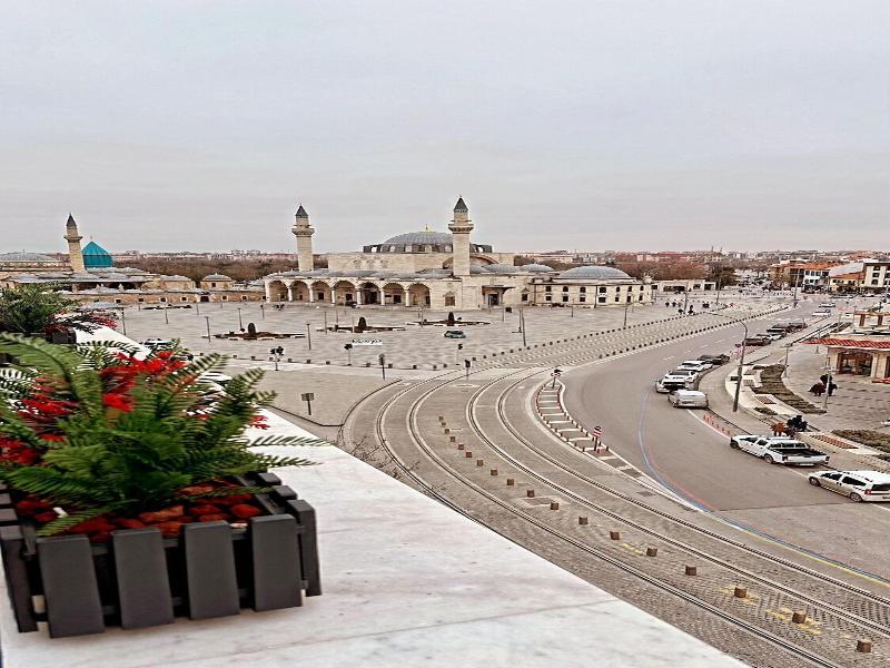 Think Hotel — general view