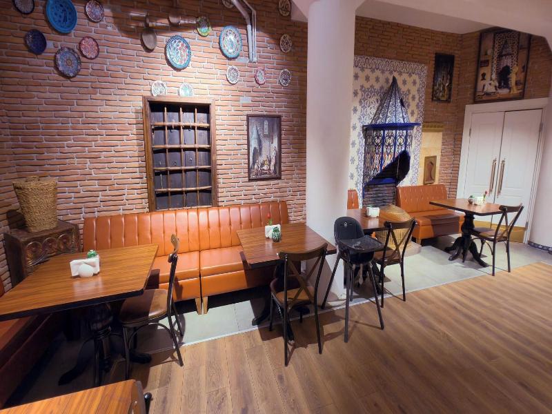 Think Hotel image