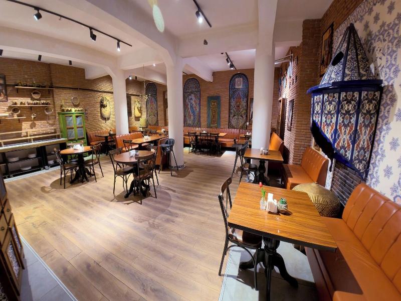 Think Hotel image