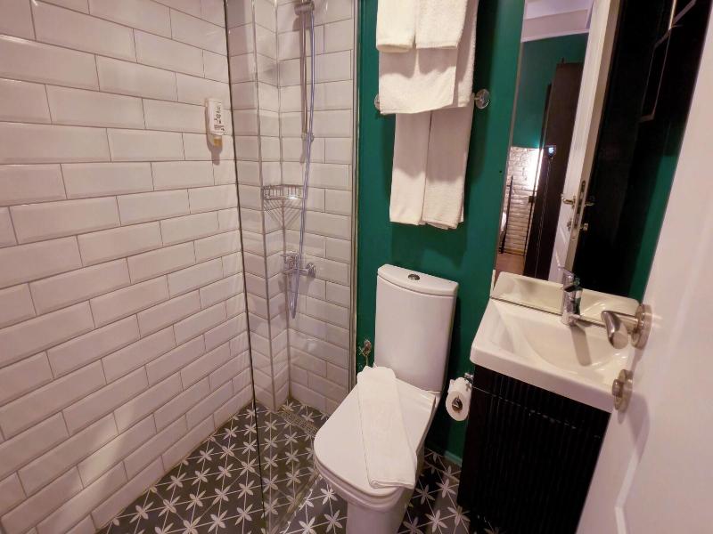 Think Hotel image