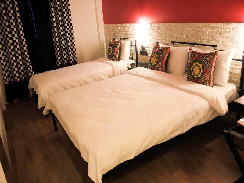 Think Hotel image