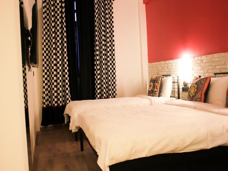 Think Hotel image