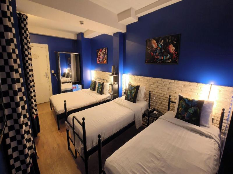 Think Hotel image