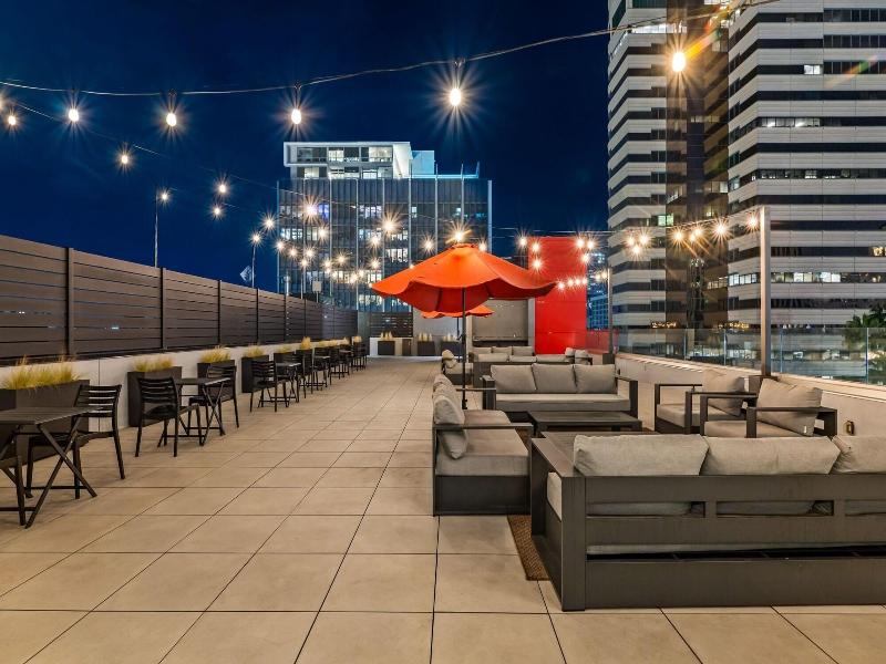 Hotel Mai Downtown Long Beach image
