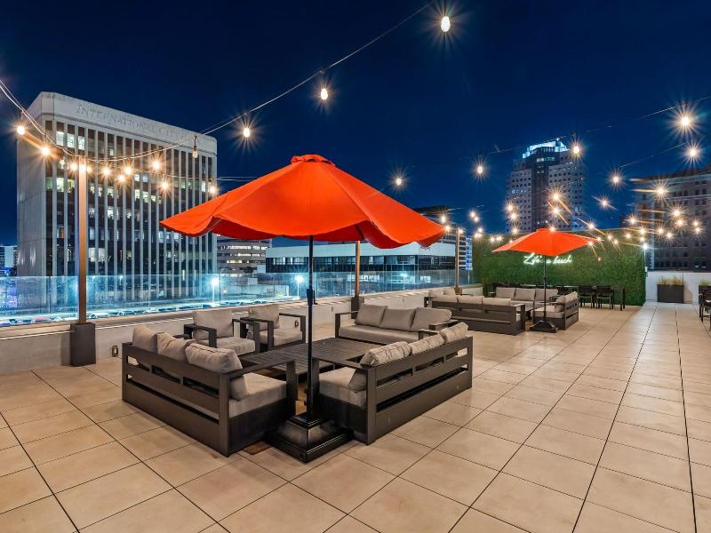 Hotel Mai Downtown Long Beach image