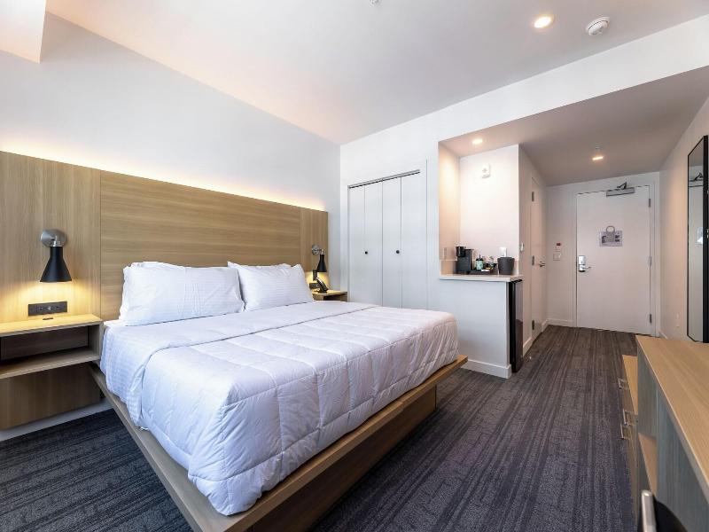 Hotel Mai Downtown Long Beach image