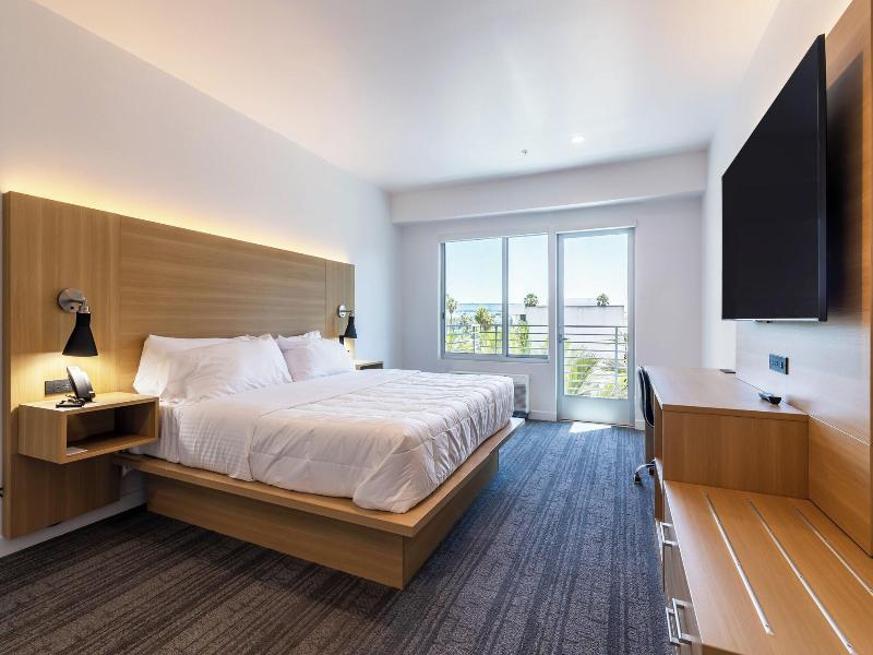 Hotel Mai Downtown Long Beach image