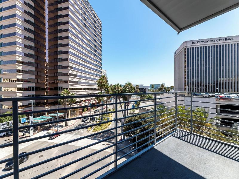 Hotel Mai Downtown Long Beach image