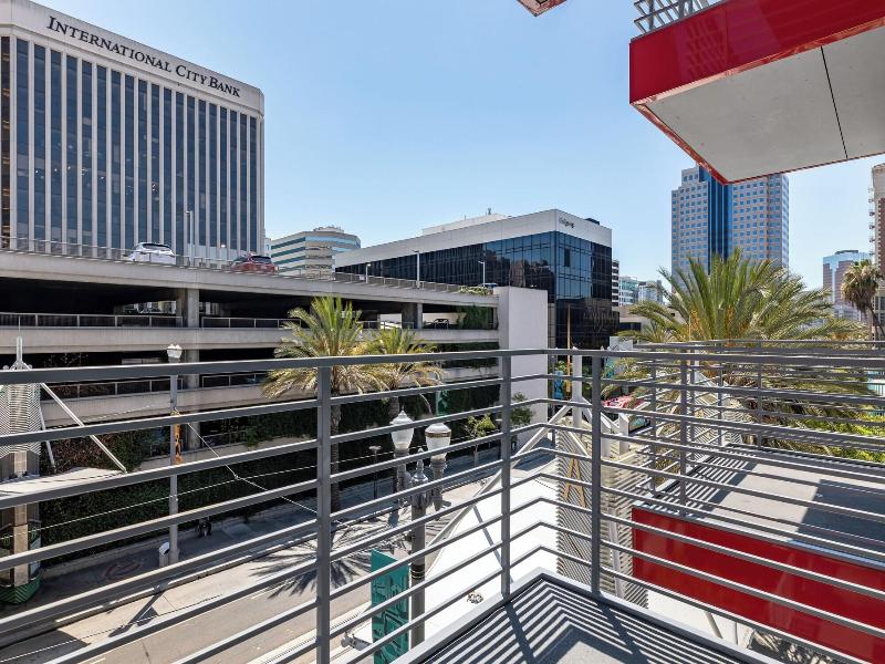 Hotel Mai Downtown Long Beach image