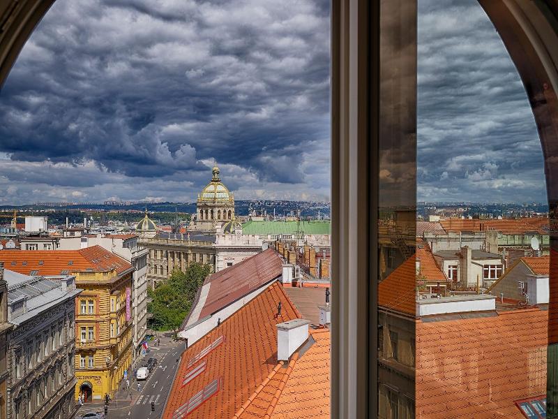Luma Terra Prague 5