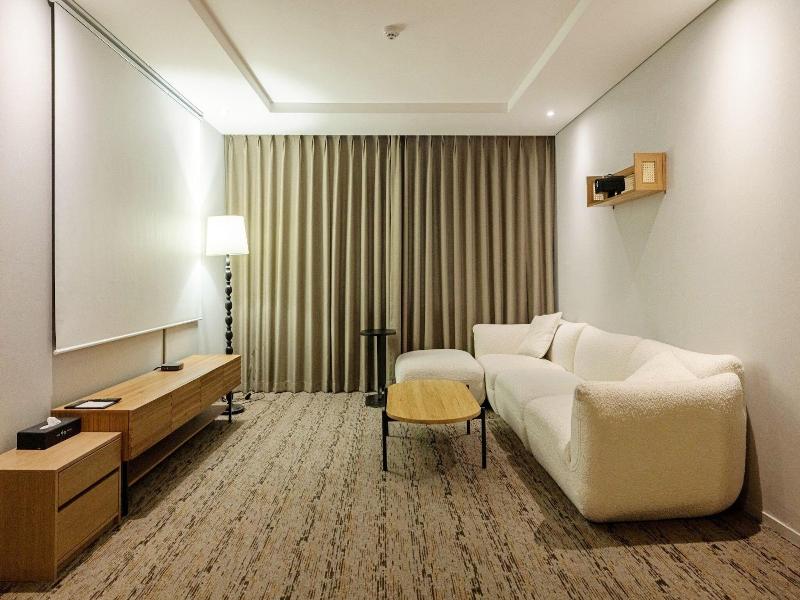 Anook Hotel Incheon Guwol image