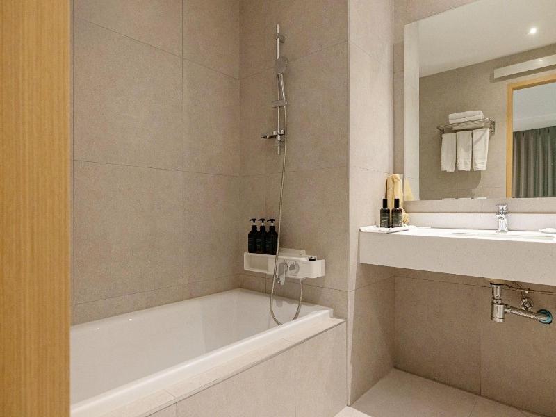 Anook Hotel Incheon Guwol image