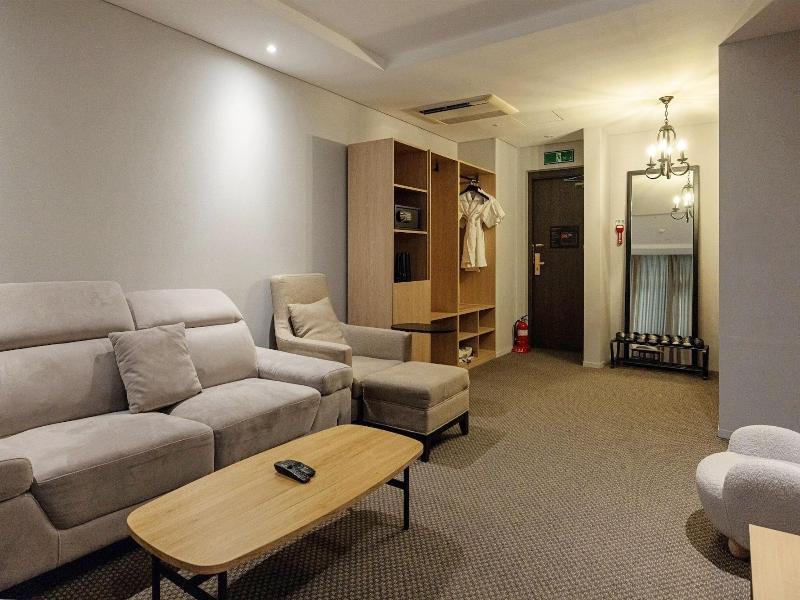 Anook Hotel Incheon Guwol image