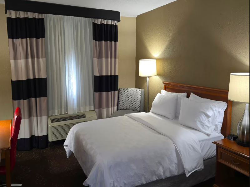 Alexandria Hotel & Conference Center — photo 42