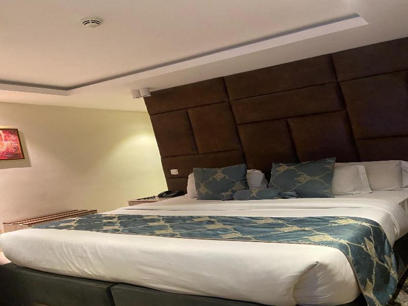 The Atrium Hotel Lagos image