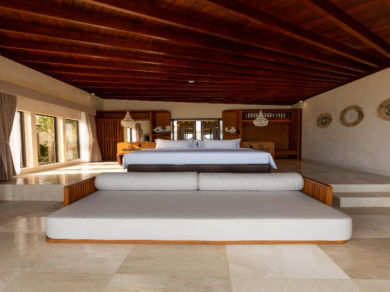 Vanara Resort & Spa image