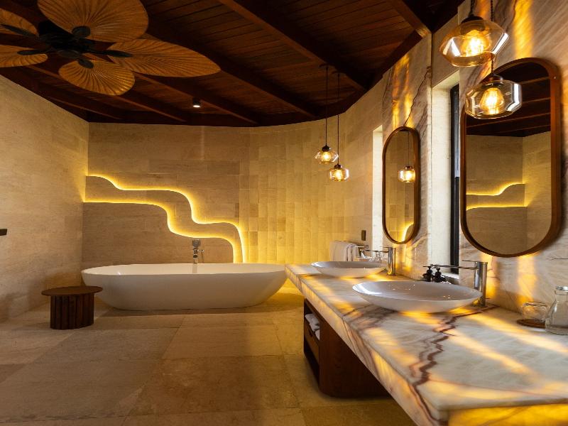 Vanara Resort & Spa image