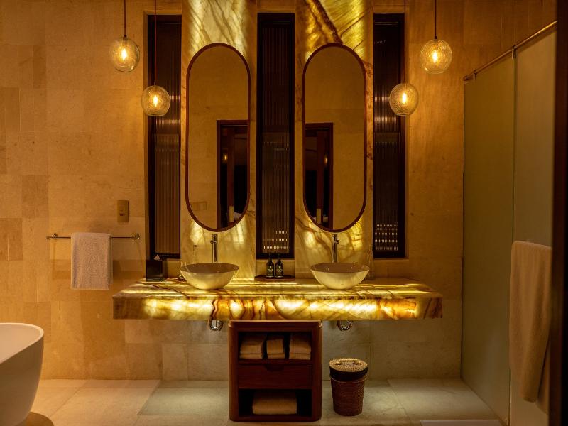 Vanara Resort & Spa image