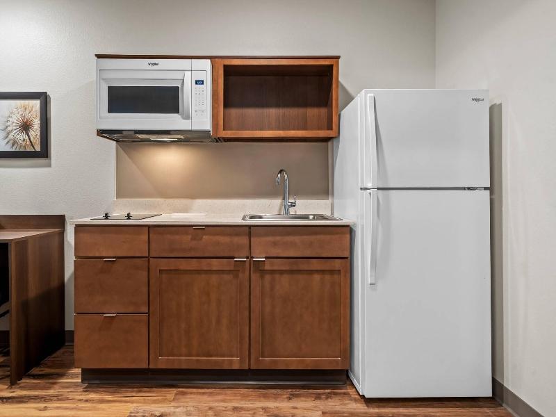 Woodspring Suites Orlando East Ucf image