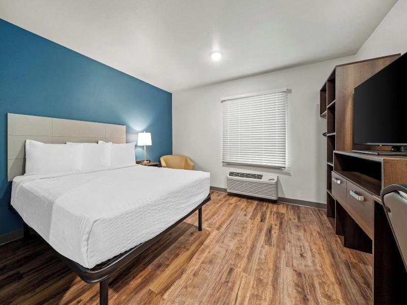 Woodspring Suites Orlando East Ucf image
