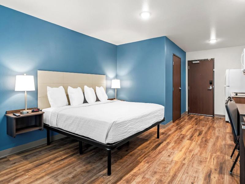 Woodspring Suites Orlando East Ucf image