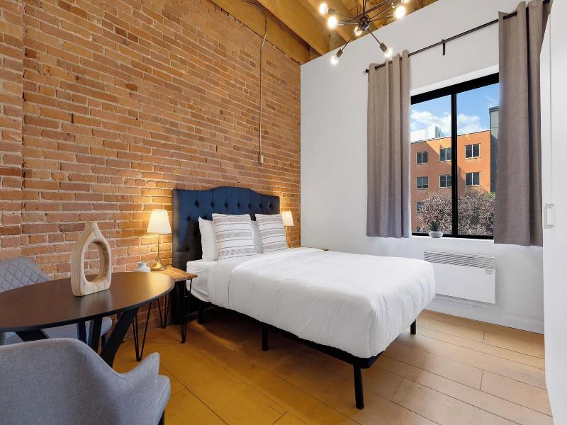 The Little Prince Rooms Old Montreal image