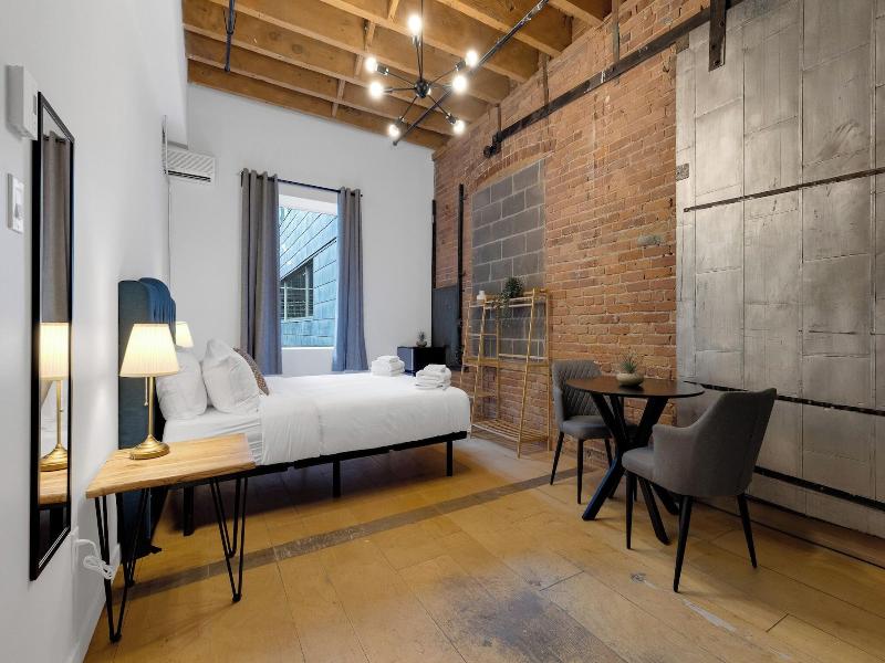 The Little Prince Rooms Old Montreal image