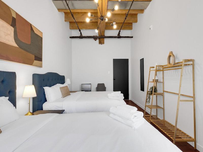 The Little Prince Rooms Old Montreal image